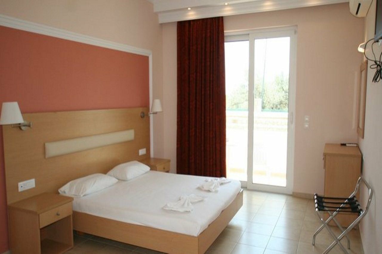 Diagoras Club Hotel de apartamente 3*